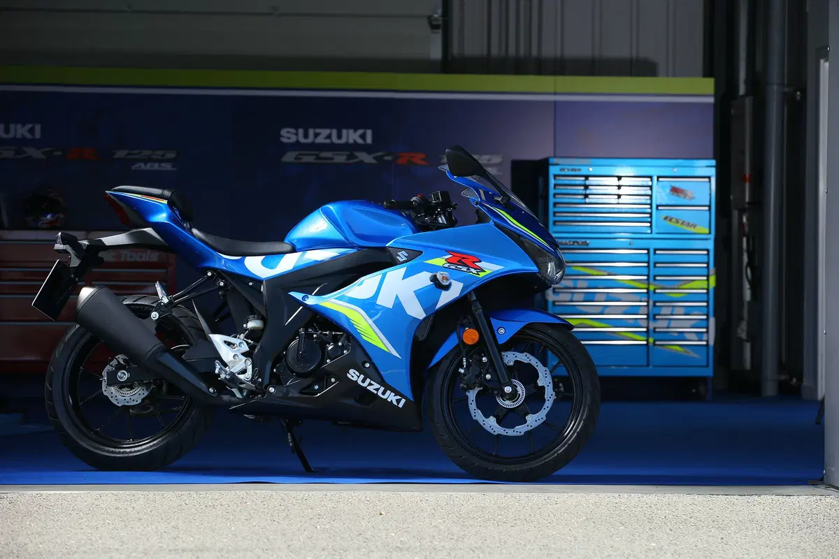 Suzuki a Motor Bike Expo con GSX “Zero” e tutte le novità (3)