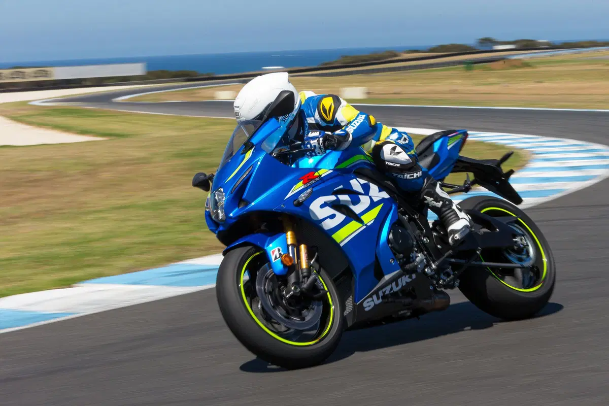 Suzuki a Motor Bike Expo con GSX “Zero” e tutte le novità (2)