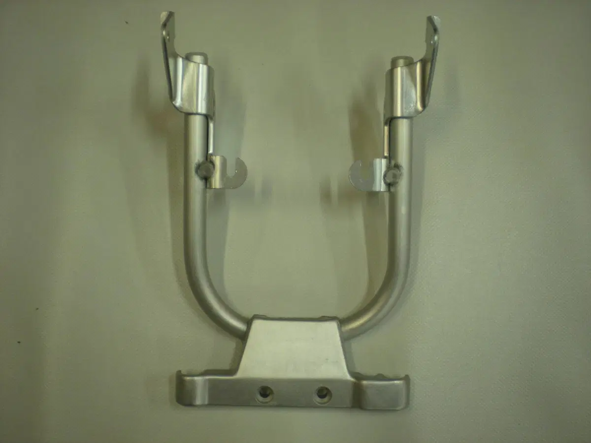 Supporto fanale Monster - 82910991D Ducati (2)