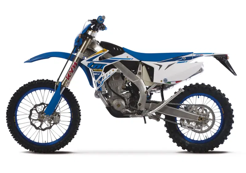 Tm Moto EN 300 F EN 300 Fi ES (2018)
