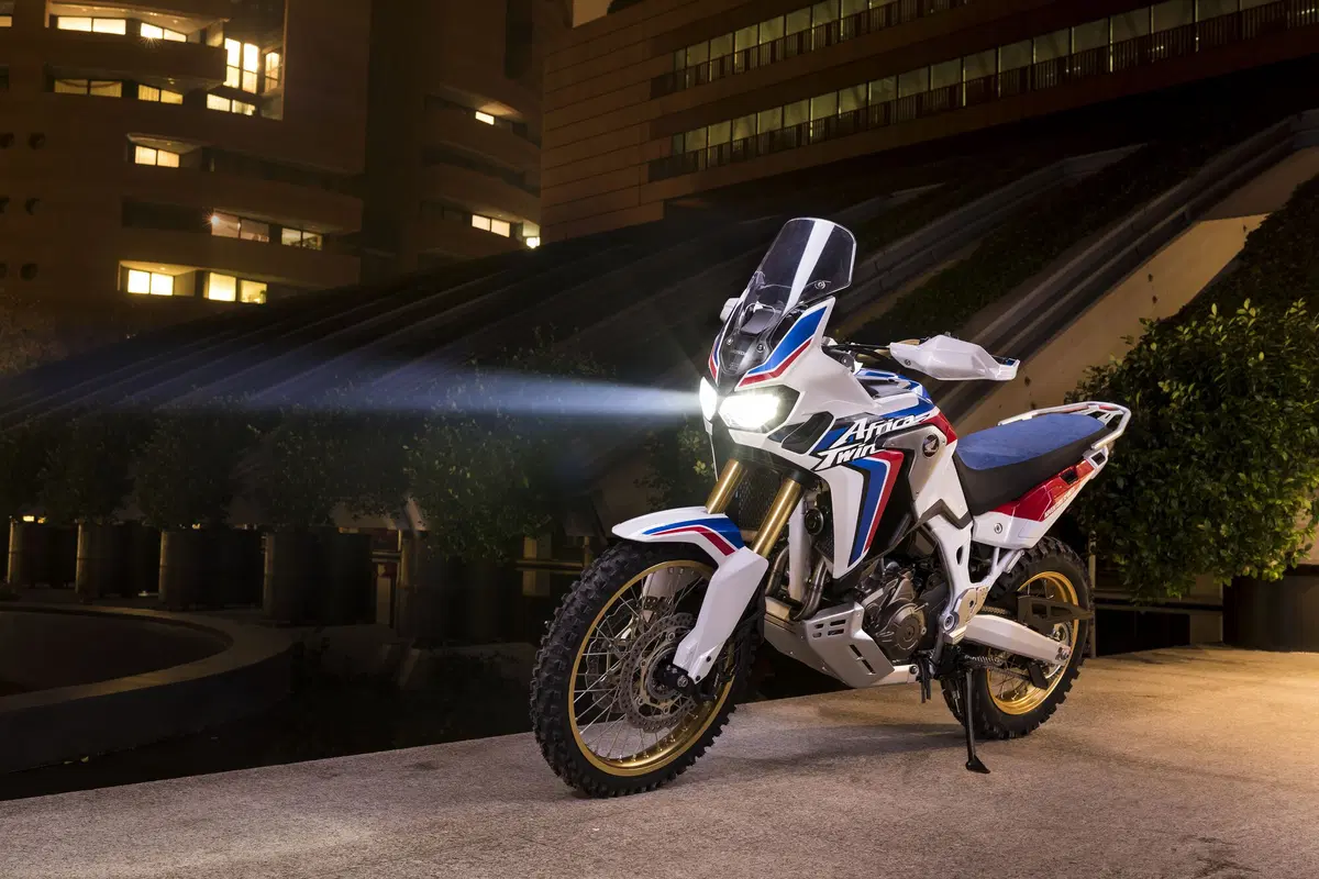 EICMA 2015: Honda Africa Twin Adventure Sports Concept (2)