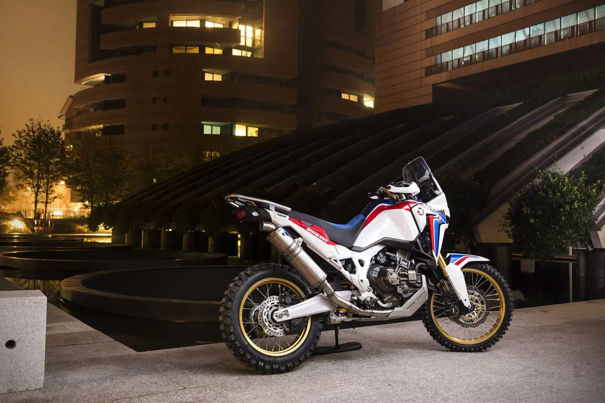 EICMA 2015: Honda Africa Twin Adventure Sports Concept (3)