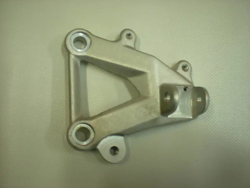 Piastra porta pedana Ant. Sx - 82411221A Ducati