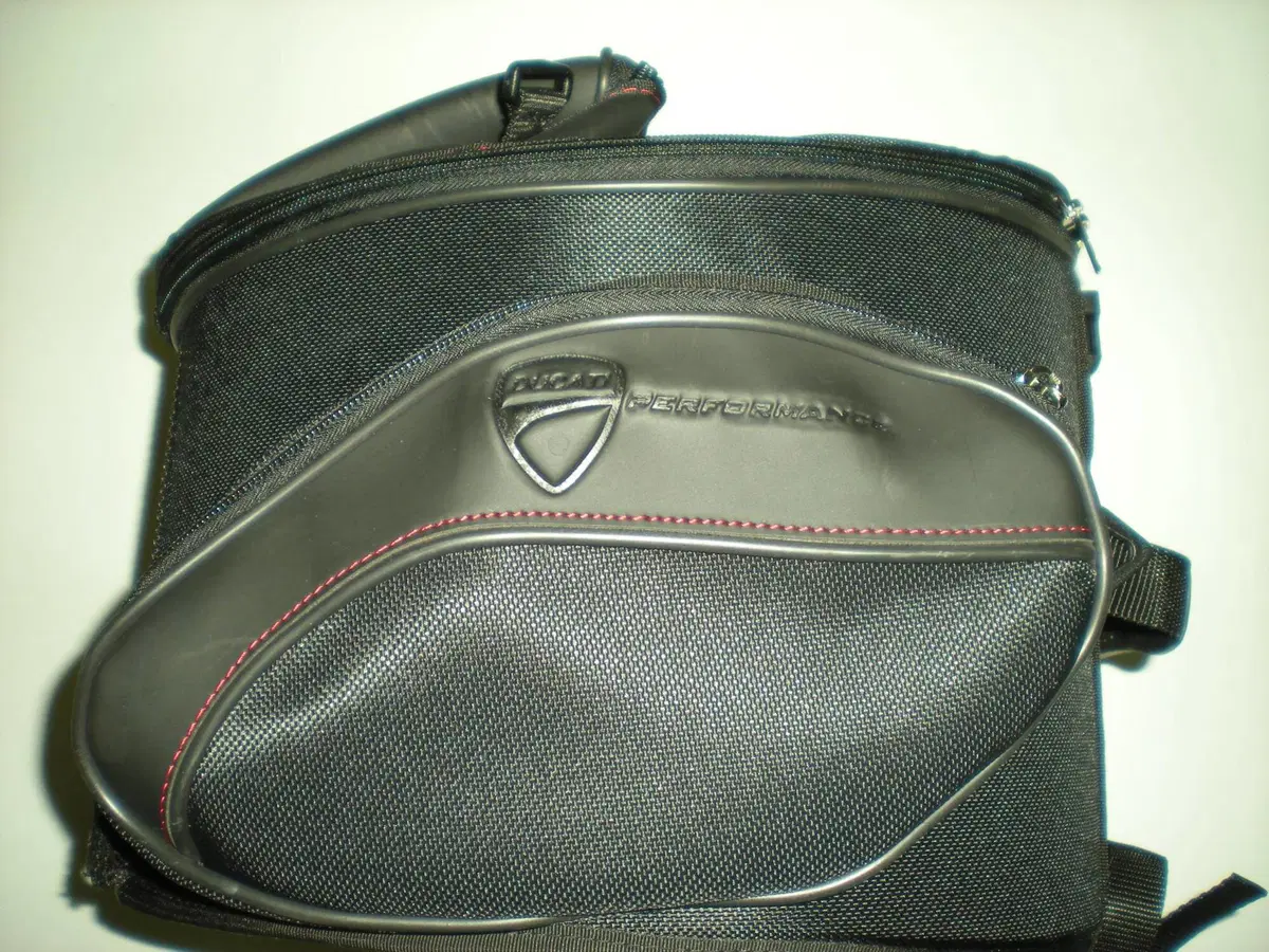 Kit borsa serbatoio MTS 1200 - 96784010B Ducati (4)