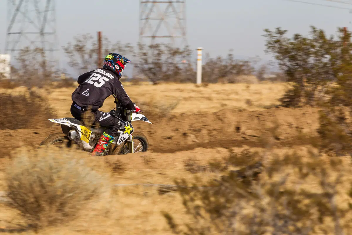Ride in the USA: l'Adelanto GP (8)