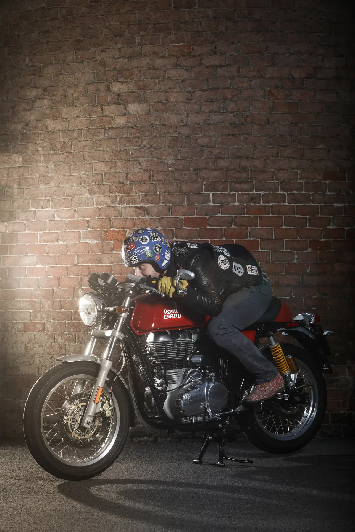 Quattro amici all'Agnellotreffen con quattro Royal Enfield