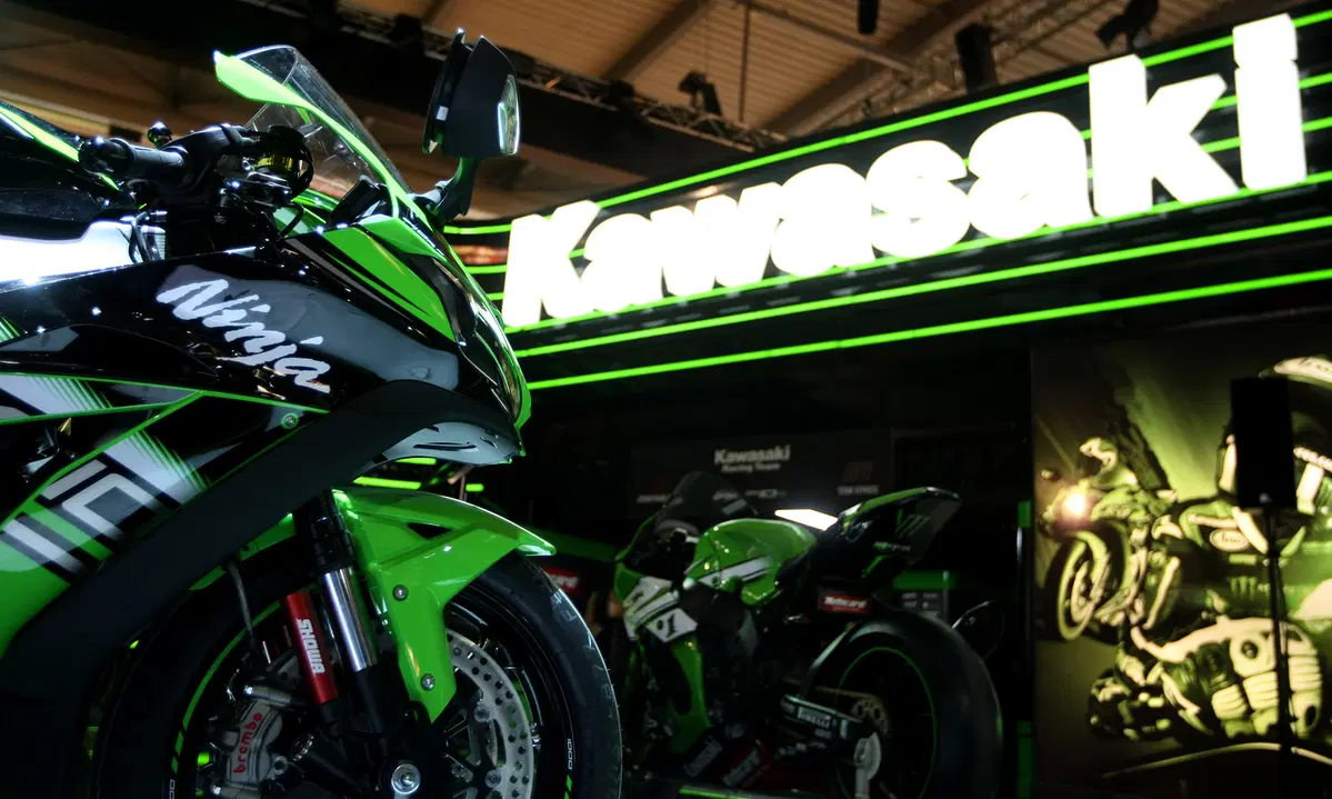 EICMA 2015: Kawasaki ZX-10R 2016 Winter Edition (6)