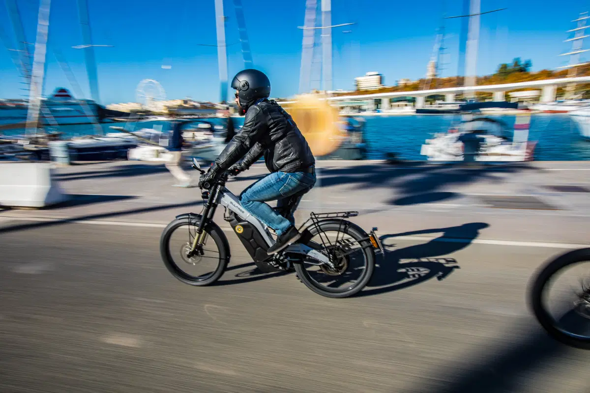 Bultaco Albèro. Mezza moto, mezza bici, totalmente divertente (10)