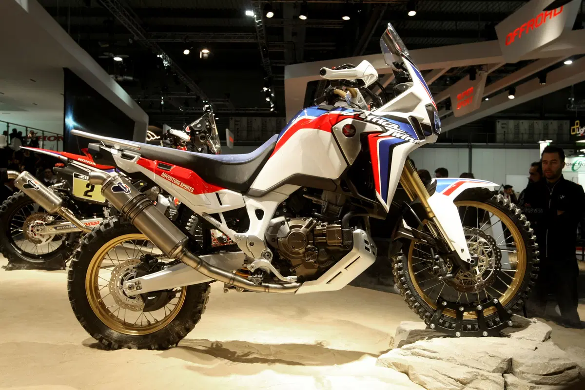 EICMA 2015: Honda Africa Twin Adventure Sports Concept (4)
