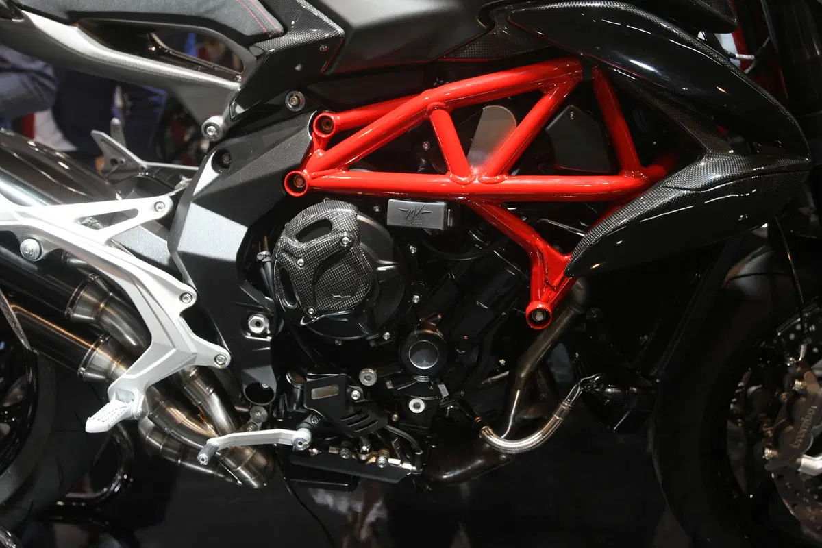 EICMA 2015: MV Agusta le novità (7)