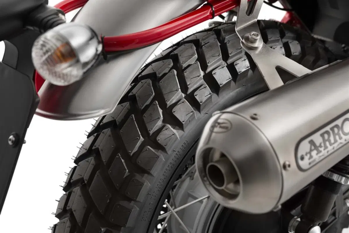 Moto Guzzi V7 V7 II Stornello (2017 - 18) (8)