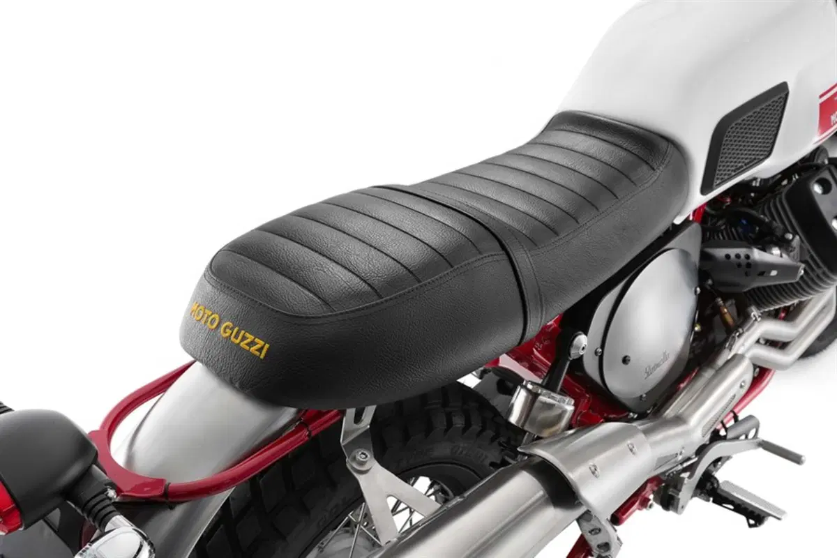 Moto Guzzi V7 V7 II Stornello (2017 - 18) (6)