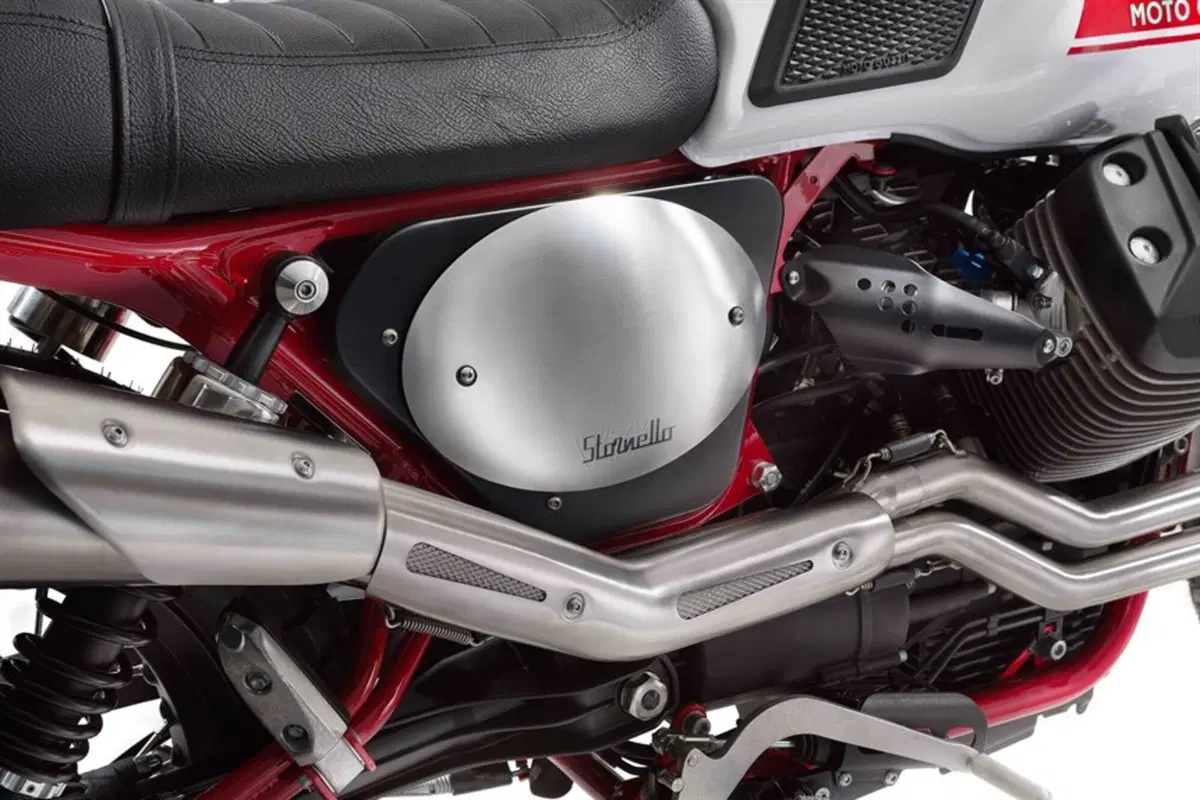 Moto Guzzi V7 V7 II Stornello (2017 - 18) (4)