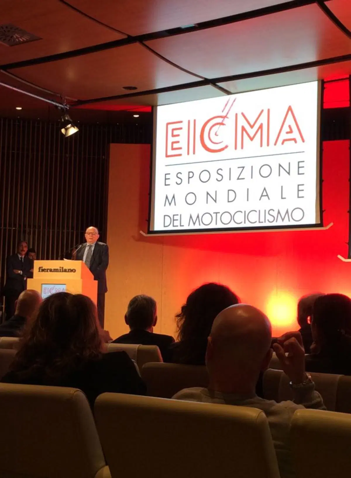 EICMA 2015: "L'unico modo per scoprire il futuro è crearlo" (4)