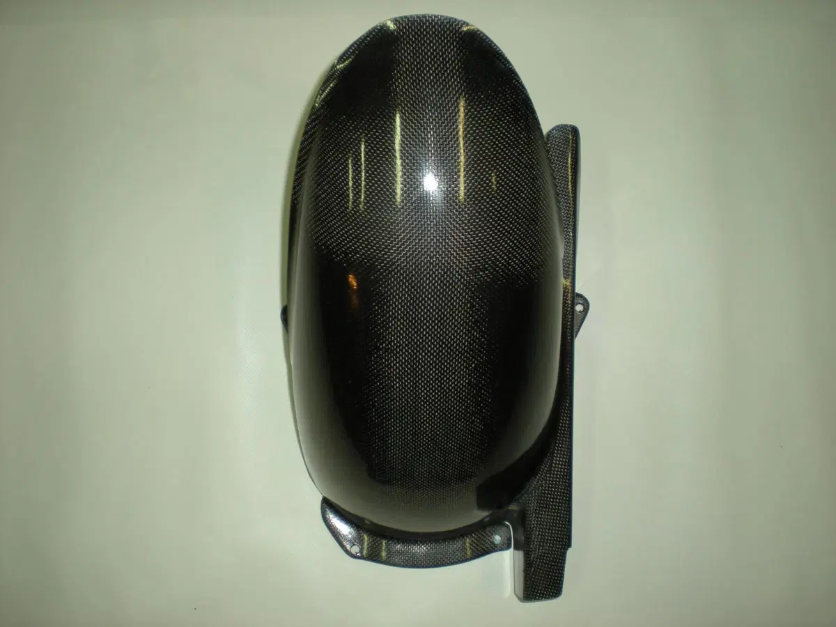 Parafango Posteriore Monster in carbonio - 9693470 Ducati (3)