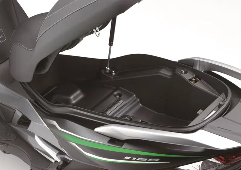 Kawasaki J 125 J 125 ABS (2016) (9)
