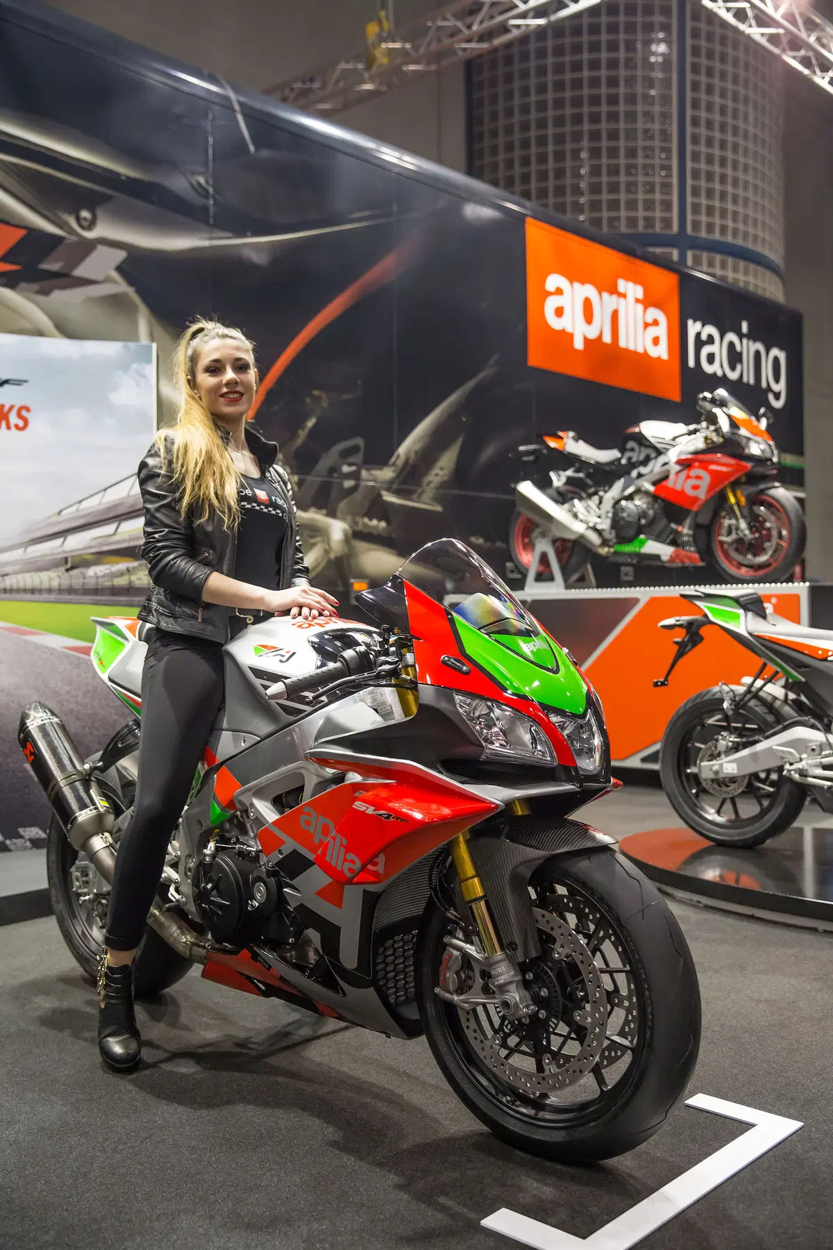 Aprilia e Moto Guzzi espongono a Motor Bike Expo i modelli 2018 (4)