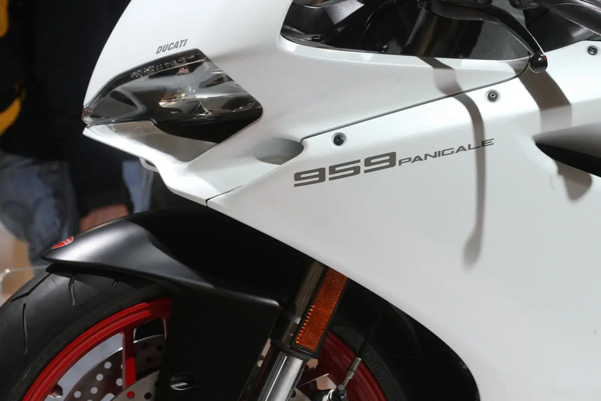 EICMA 2015: Ducati Panigale 959 USTI (13)