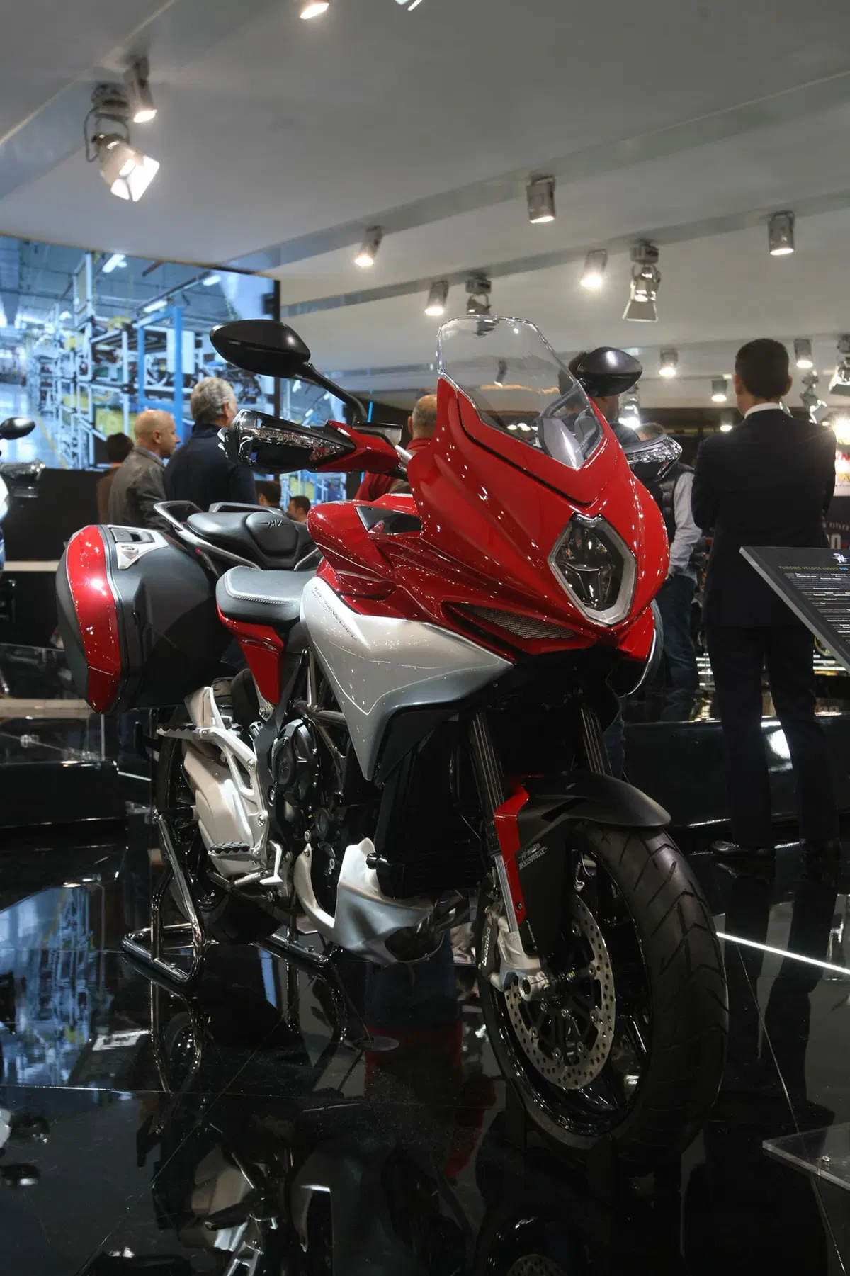 EICMA 2015: MV Agusta le novità (12)