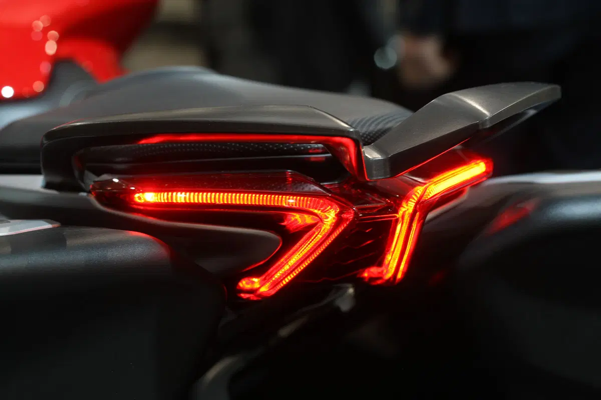 EICMA 2015: MV Agusta le novità (22)