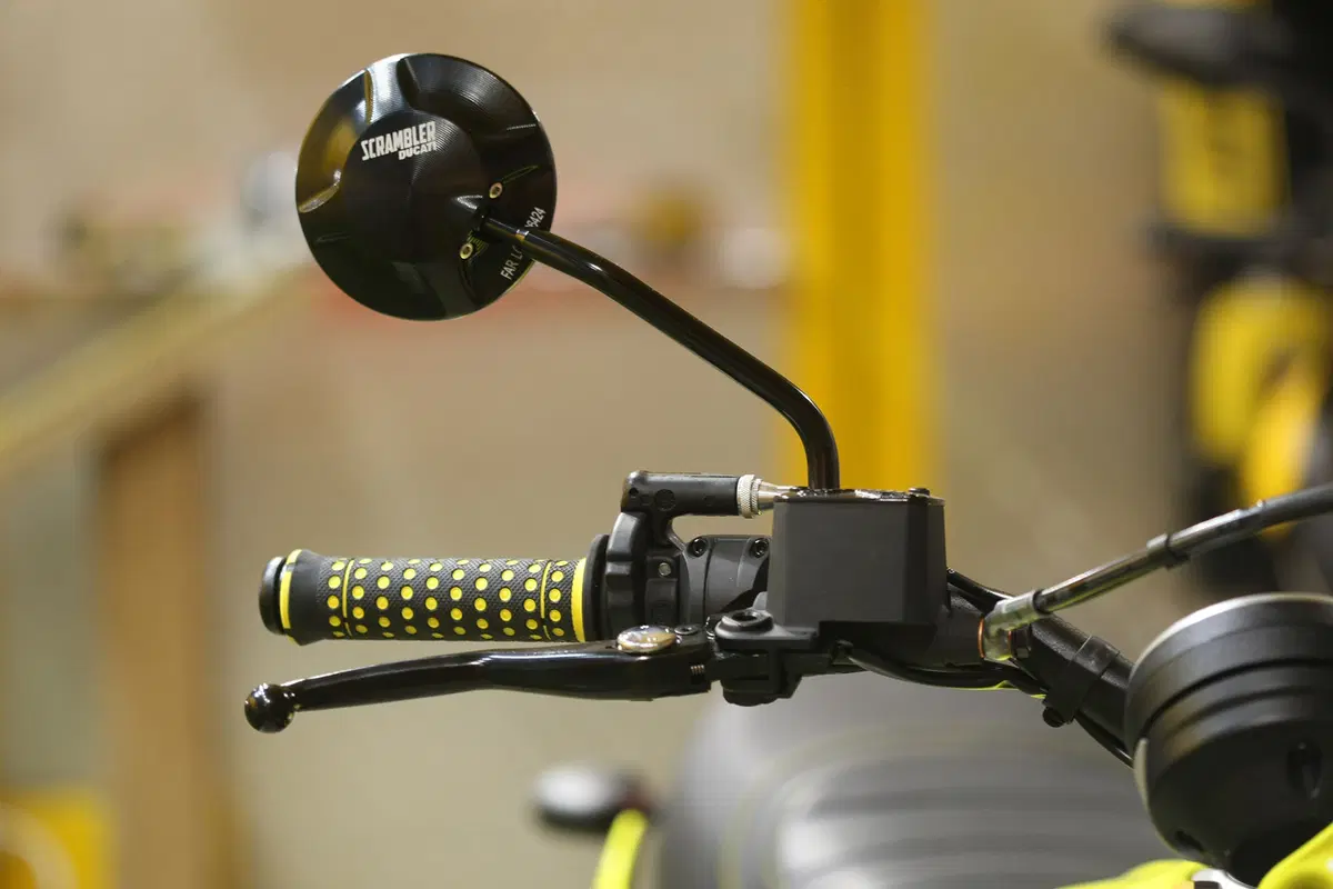 EICMA 2015: Scrambler Flat Track Pro BAYLISSMESPICCIACASA (5)