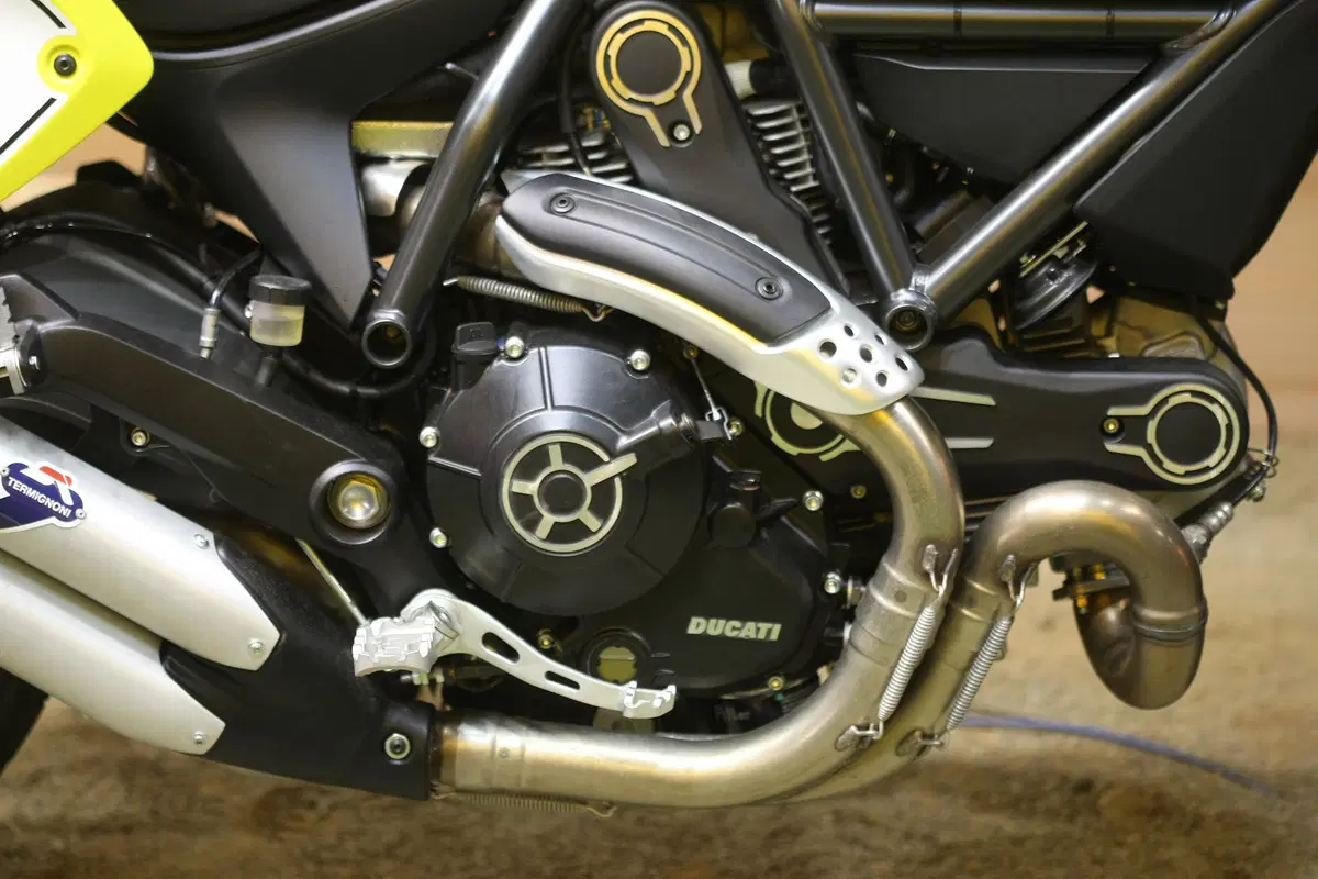 EICMA 2015: Scrambler Flat Track Pro BAYLISSMESPICCIACASA (8)