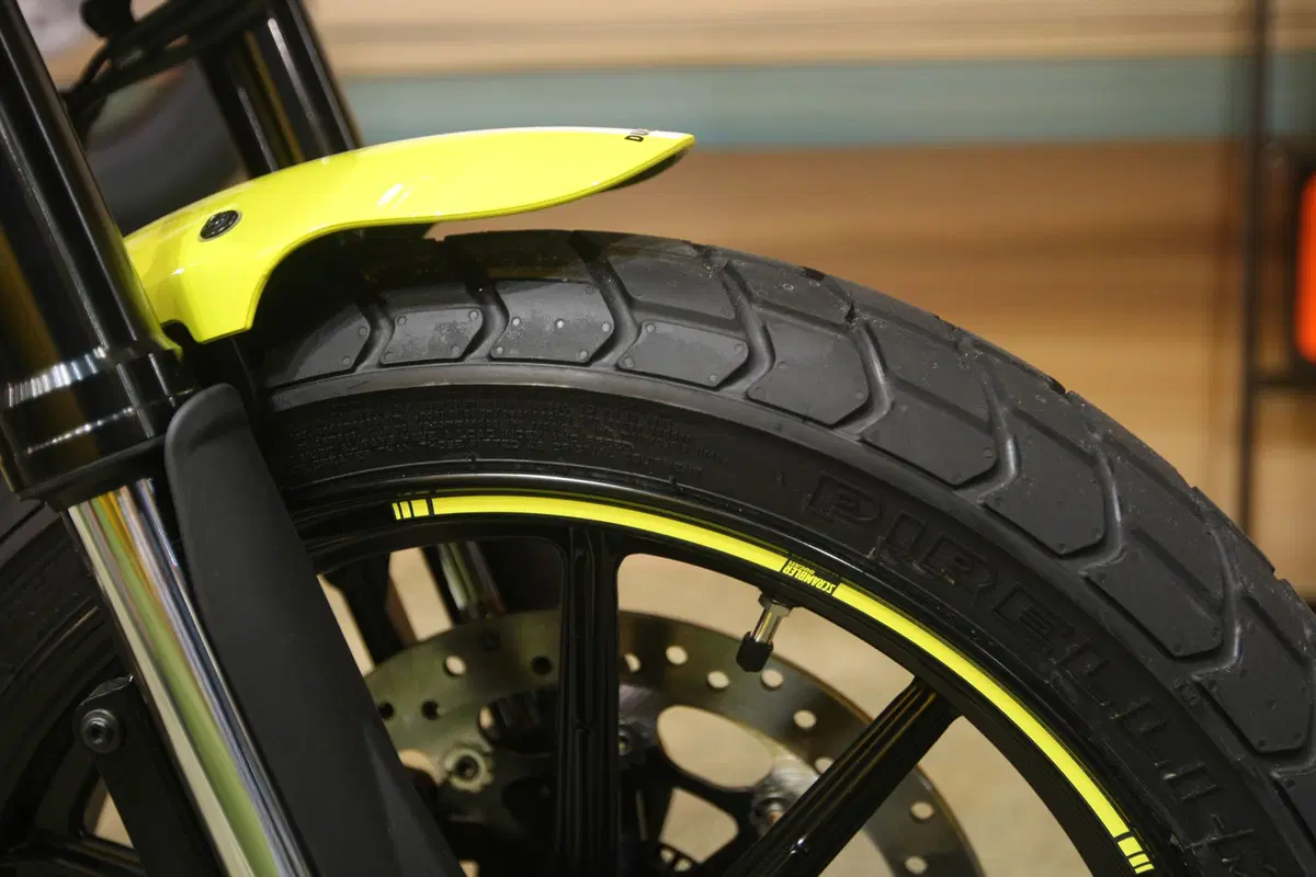 EICMA 2015: Scrambler Flat Track Pro BAYLISSMESPICCIACASA (13)