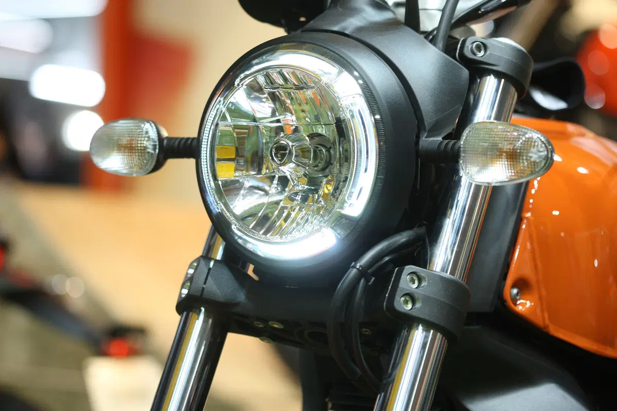 EICMA 2015: Ducati Scrambler Sixty2 (2)