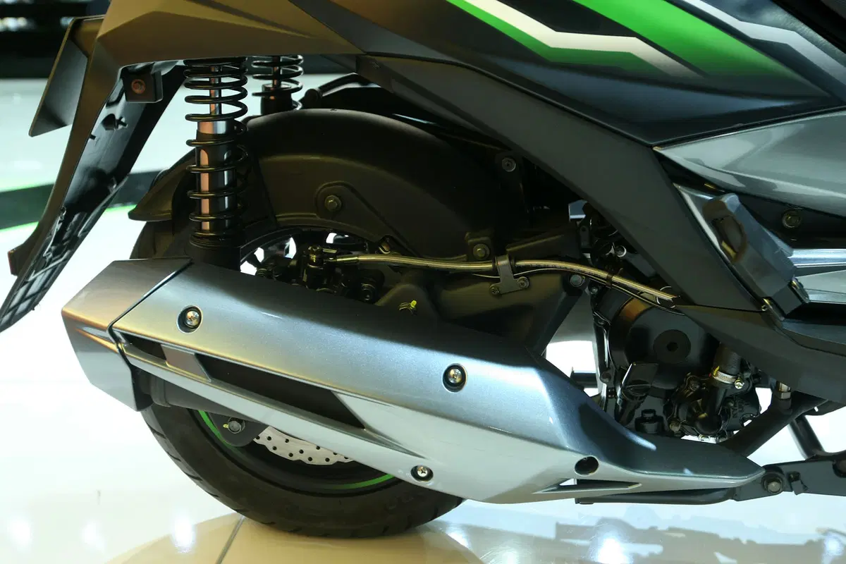 EICMA 2015: Kawasaki J125 CIMANCAVA (6)
