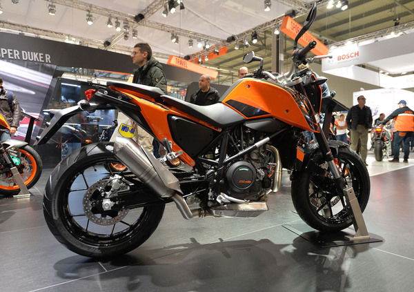 EICMA 2015: KTM 690 Duke