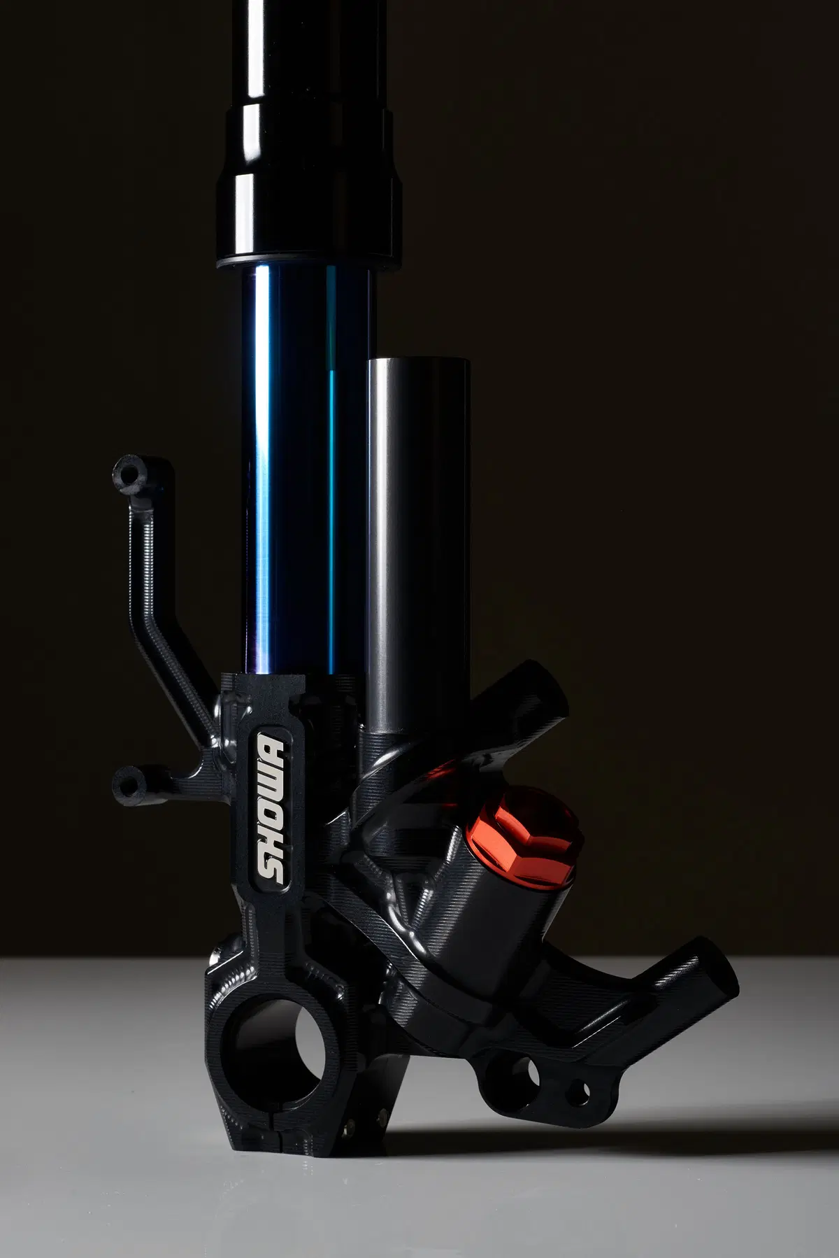 EICMA 2045: Showa debutta nell'aftermarket (4)
