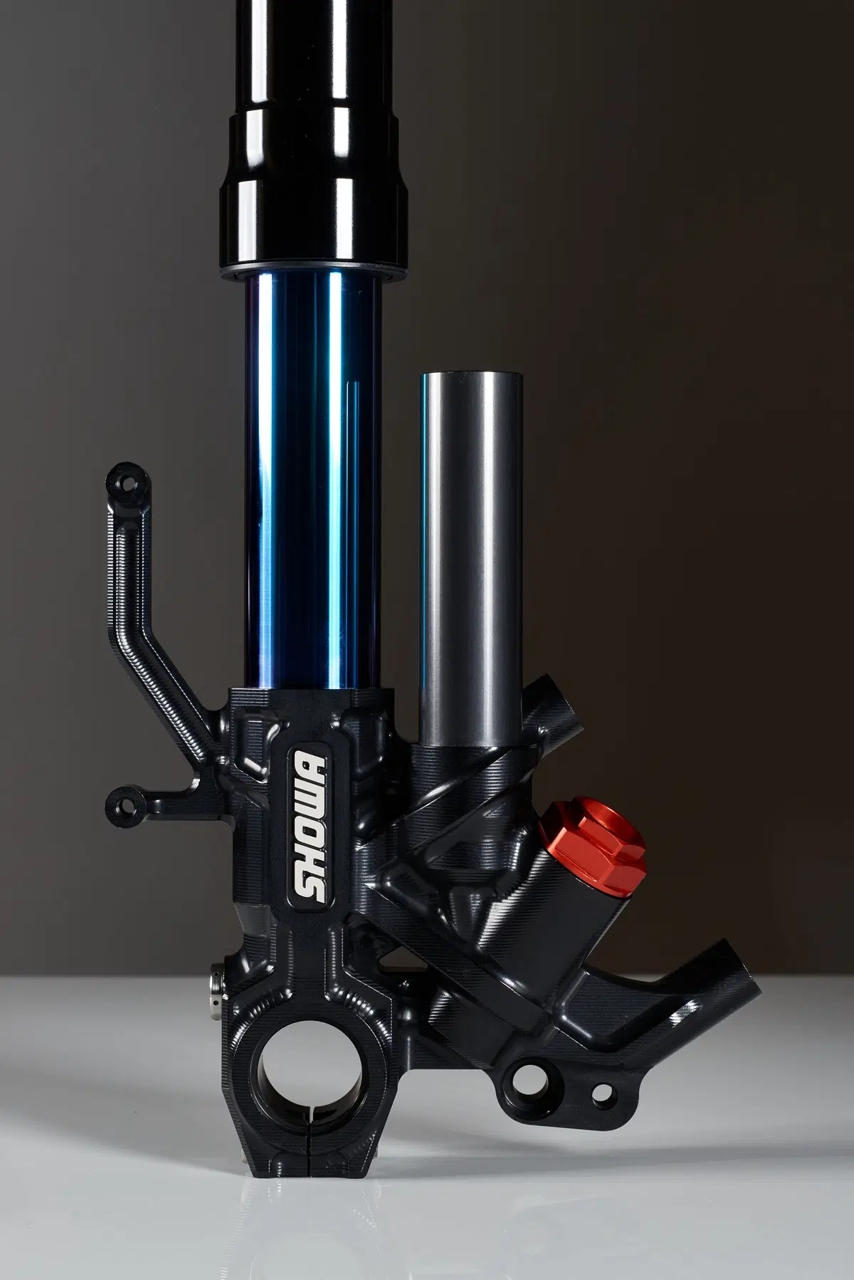 EICMA 2045: Showa debutta nell'aftermarket (7)