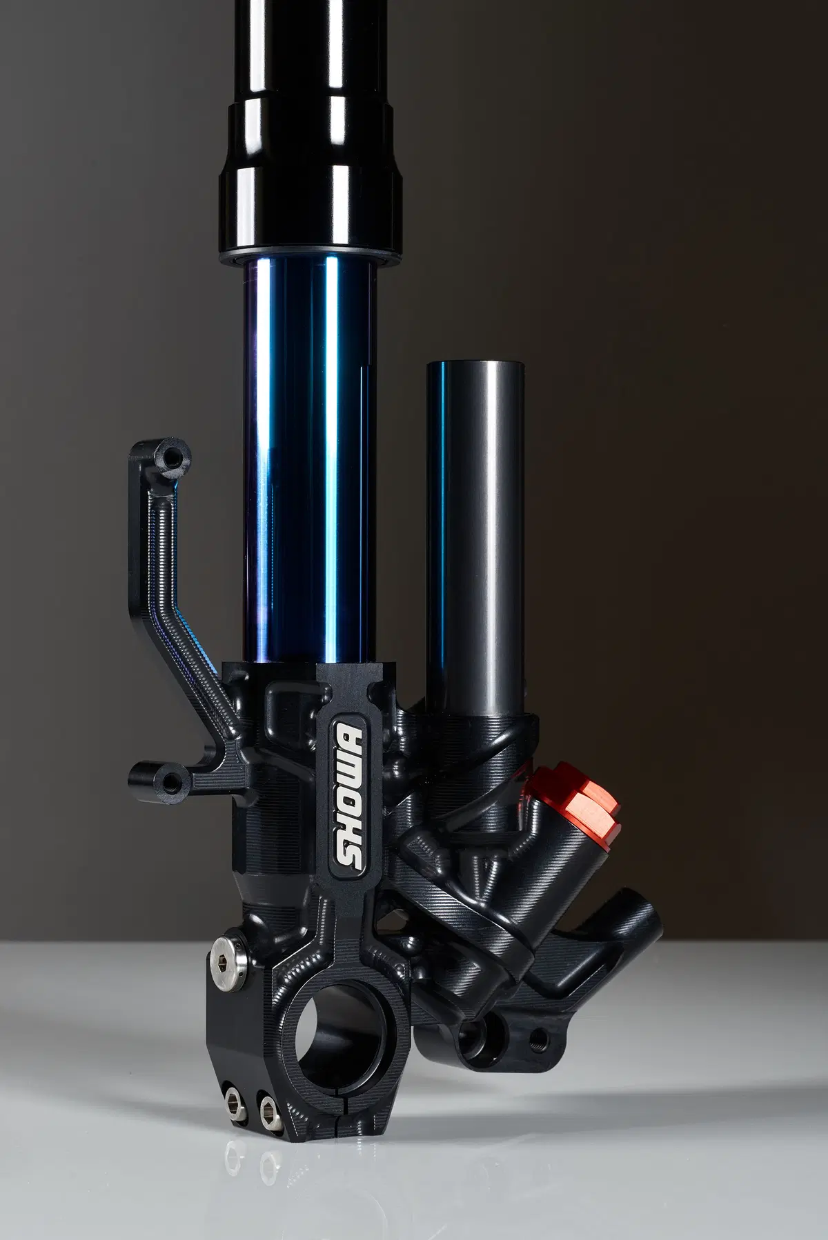 EICMA 2045: Showa debutta nell'aftermarket (9)