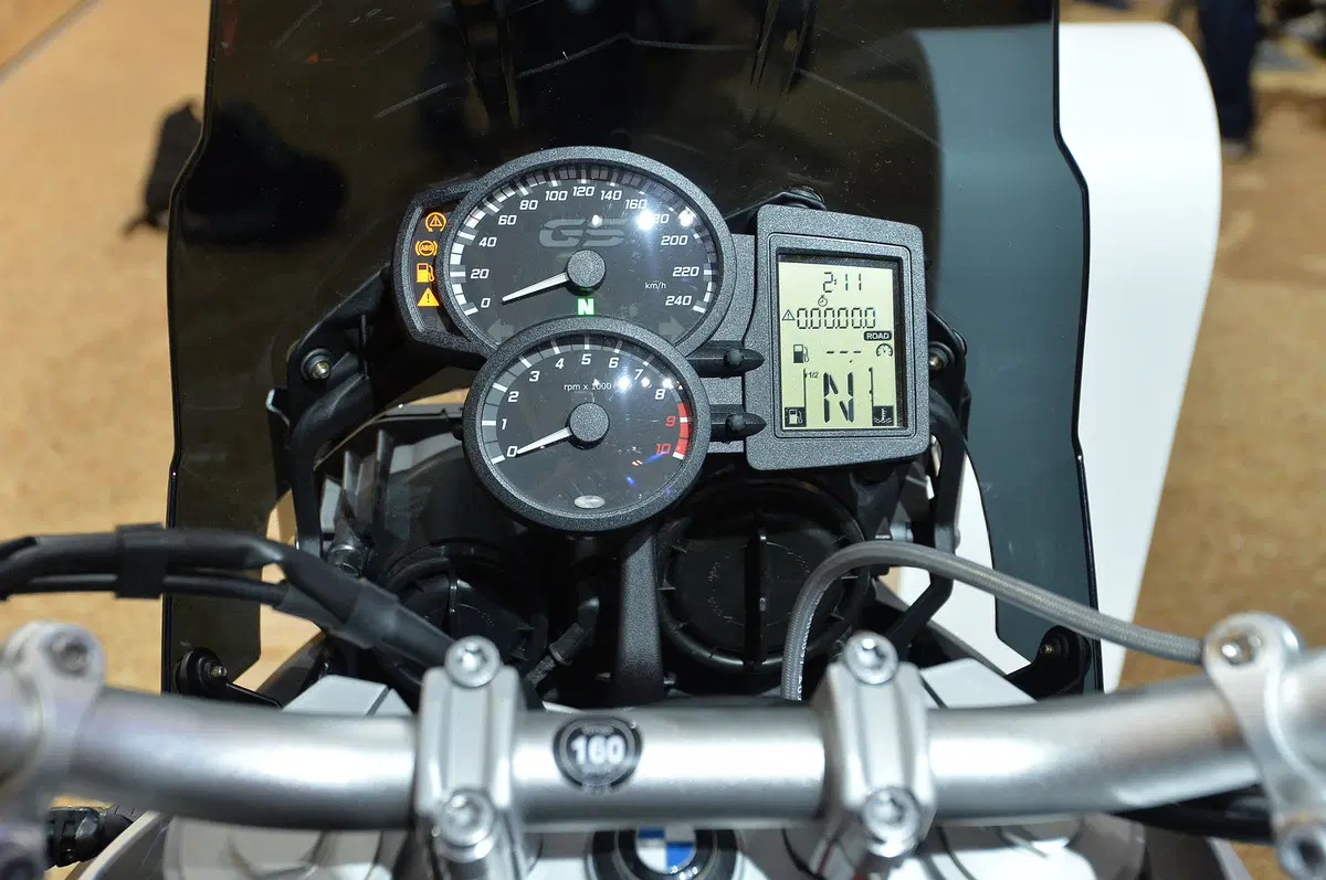 EICMA 2015: BMW F 800 GS 2016 (6)