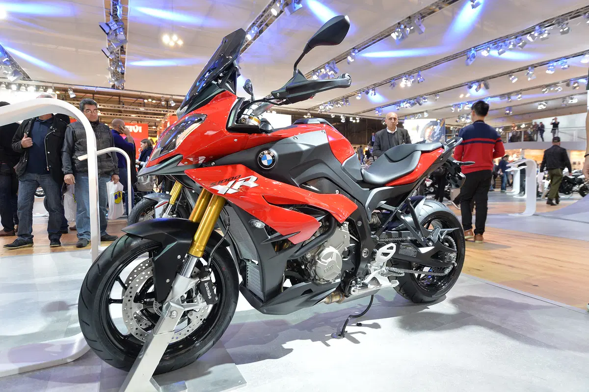 EICMA 2015: nuove colorazioni per la BMW S1000XR (5)