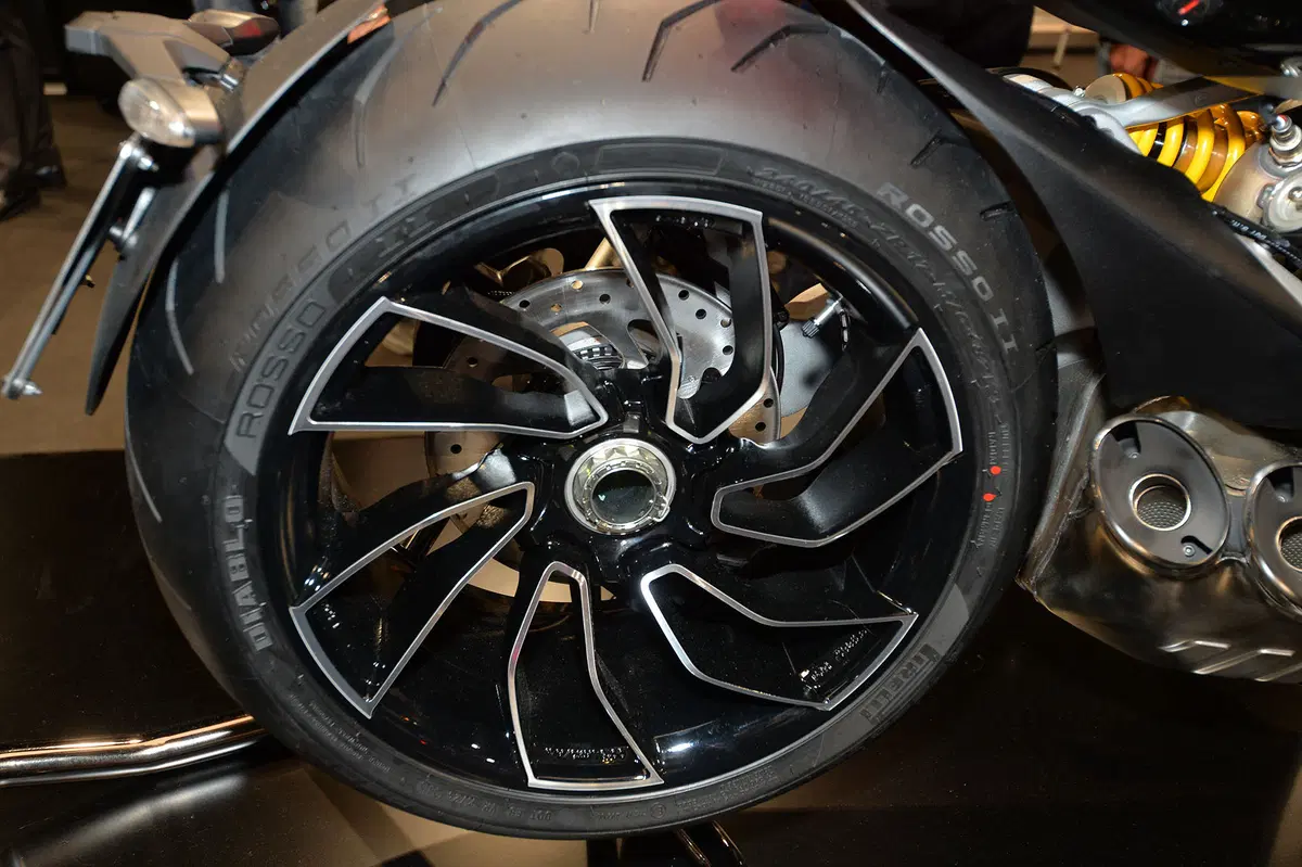 EICMA 2015: Ducati XDiavelVAVAVUMA (7)
