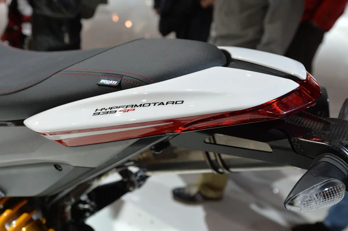 EICMA 2015: Ducati Hypermotard e Hyperstrada 939 (10)