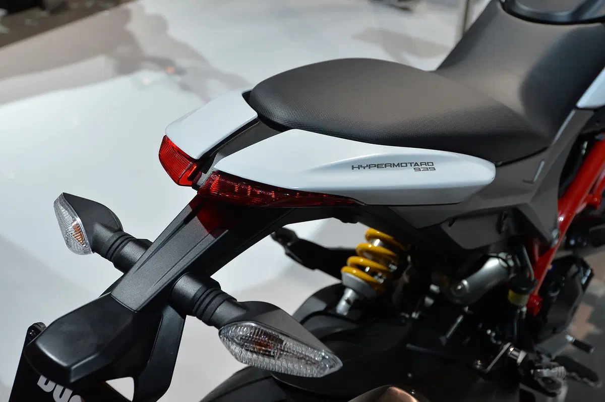 EICMA 2015: Ducati Hypermotard e Hyperstrada 939 (18)