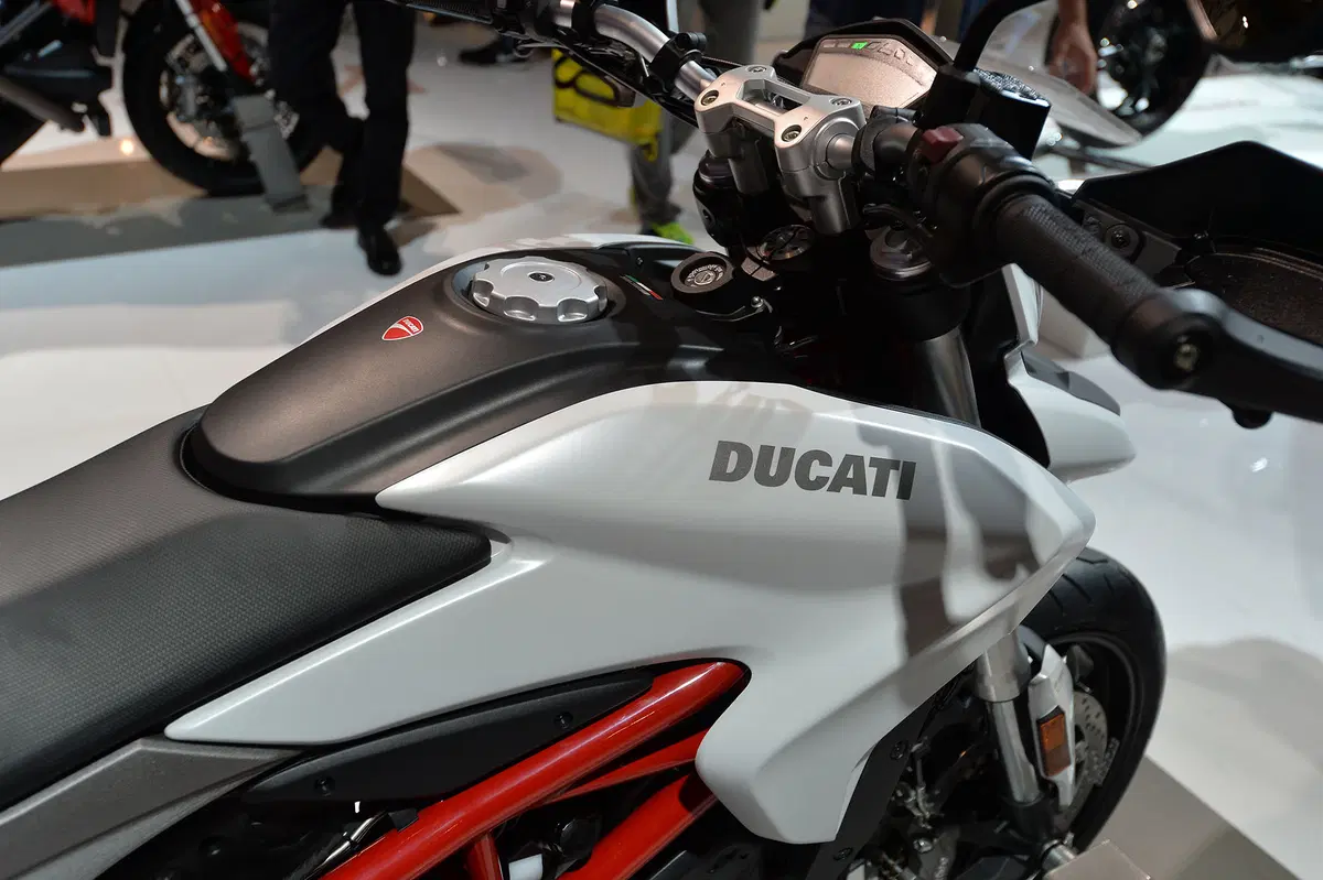 EICMA 2015: Ducati Hypermotard e Hyperstrada 939 (19)
