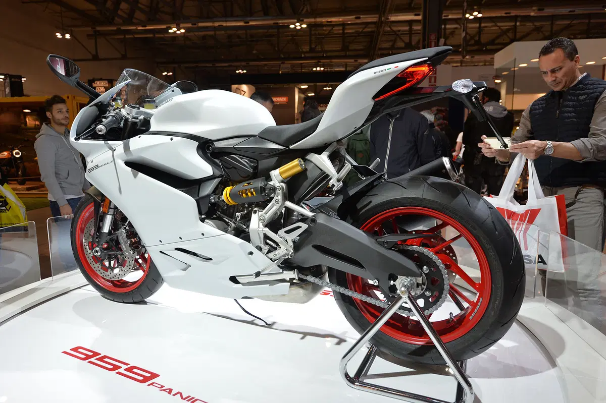 EICMA 2015: Ducati Panigale 959 USTI (19)