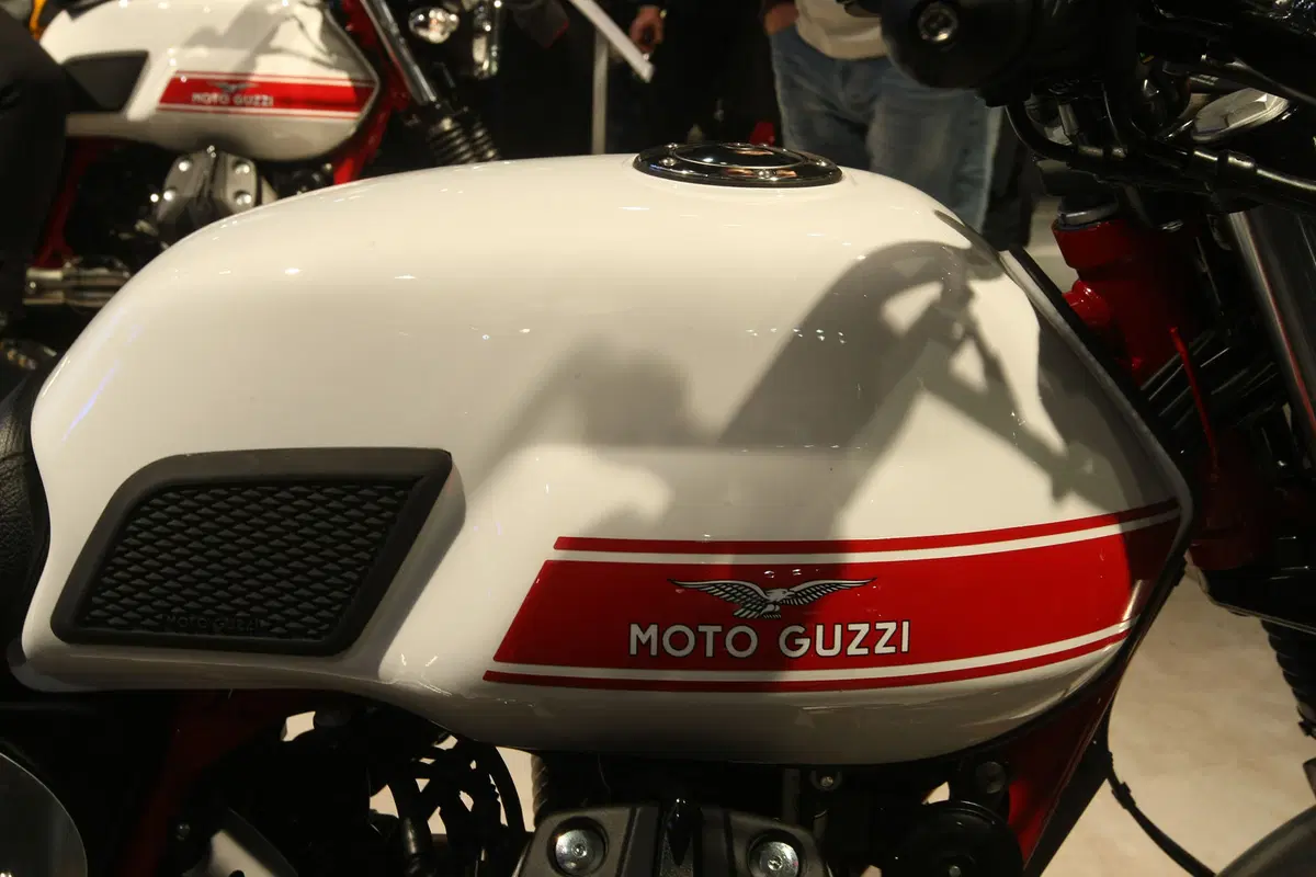 EICMA 2015: Moto Guzzi V7-II Stornello (2)