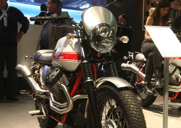 EICMA 2015: Moto Guzzi V7-II Stornello