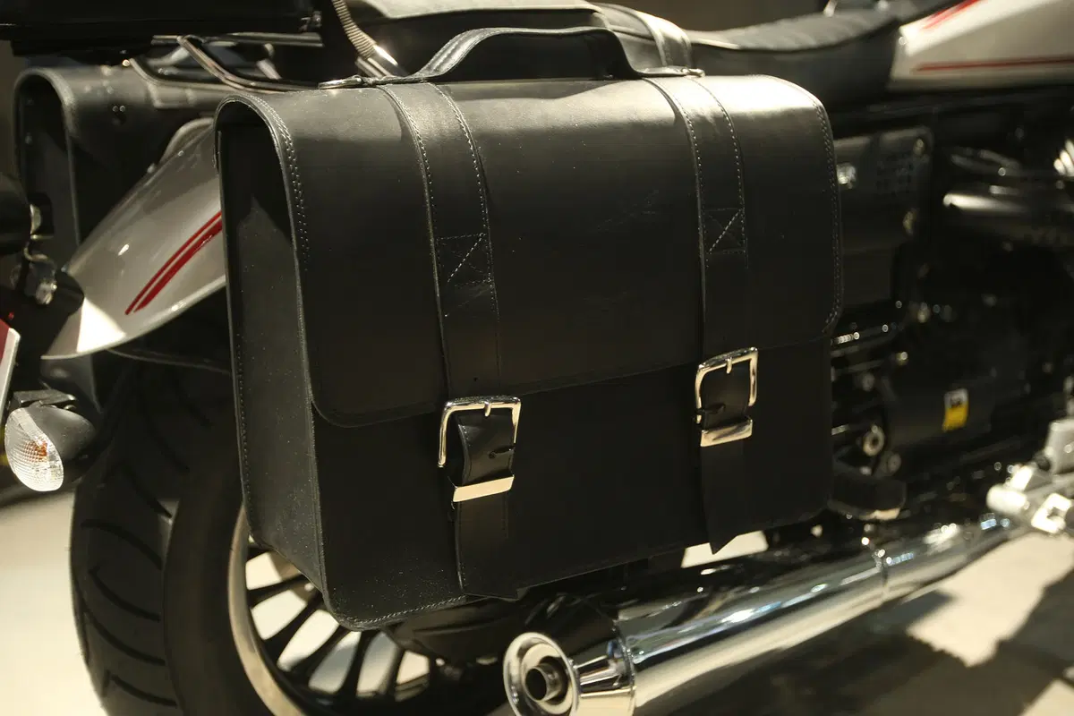 EICMA 2015: Moto Guzzi V9 Roamer (2)