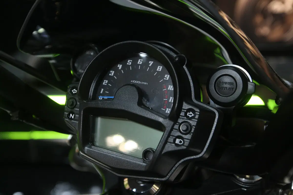 EICMA 2015: Kawasaki Vulcan S Special Edition (11)