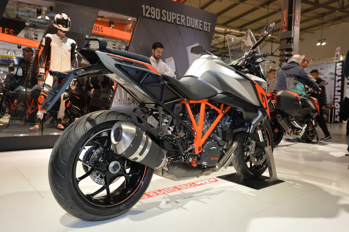 EICMA 2015: KTM 1290 Super Duke GT (5)