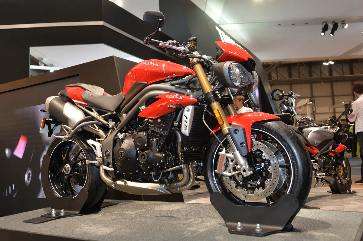 EICMA 2015: Triumph Speed Triple S  (6)