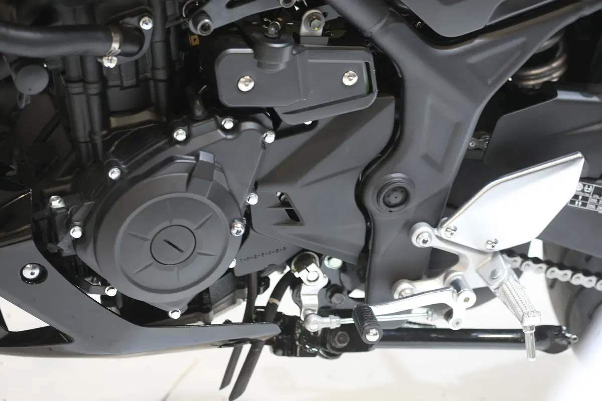 EICMA 2015: Yamaha MT-03 2016 (2)