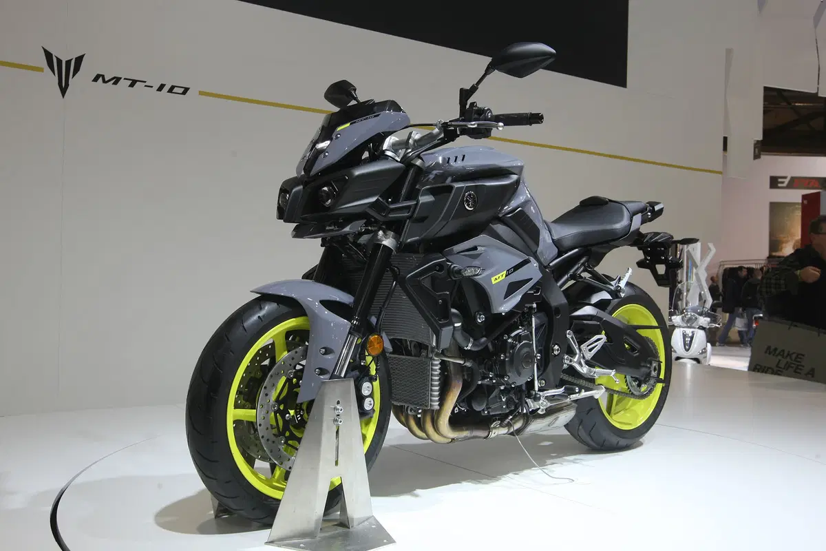 EICMA 2015: Yamaha MT-10 DARKSIDEOFGIAPAN (5)