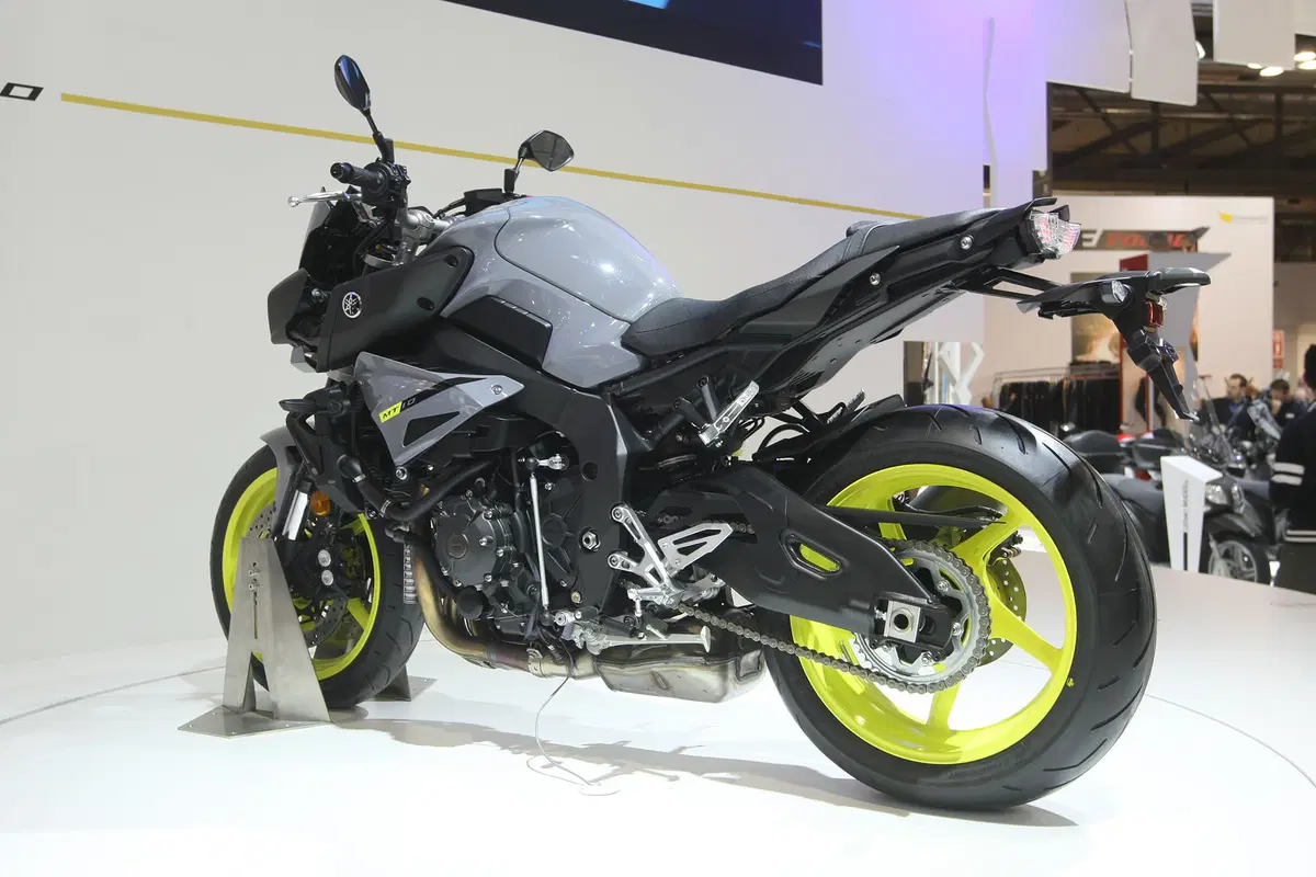 EICMA 2015: Yamaha MT-10 DARKSIDEOFGIAPAN (6)