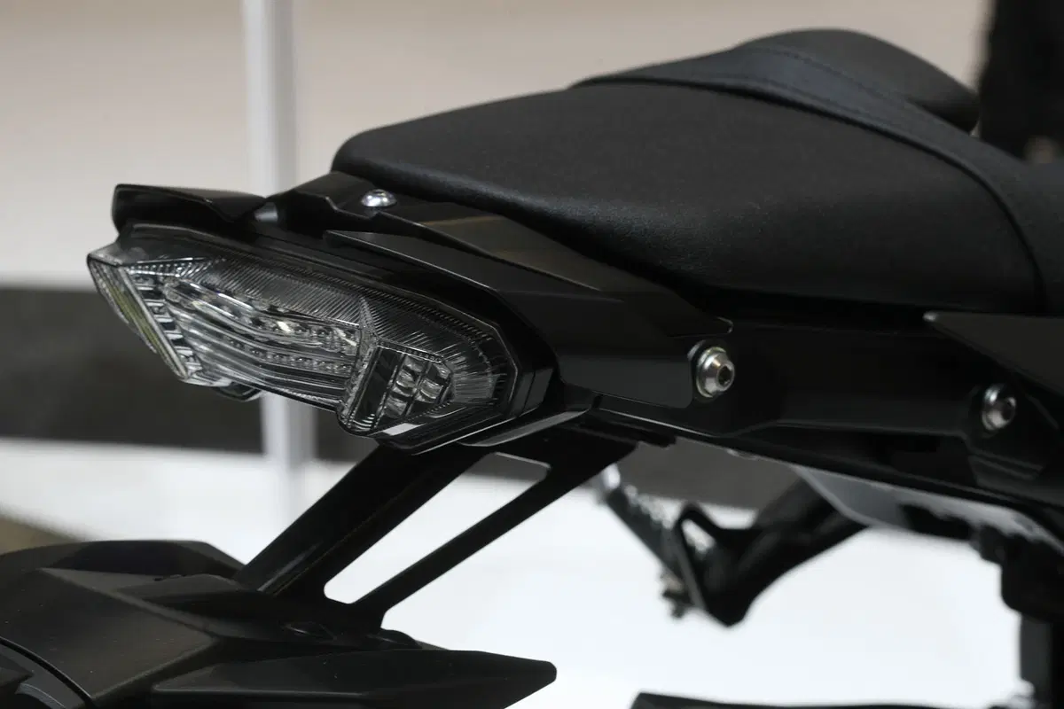 EICMA 2015: Yamaha MT-10 DARKSIDEOFGIAPAN (15)
